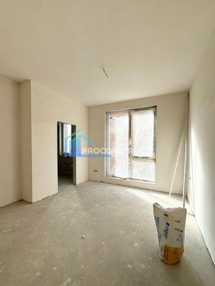 Apartament cu 3 camere decomandat în Giroc