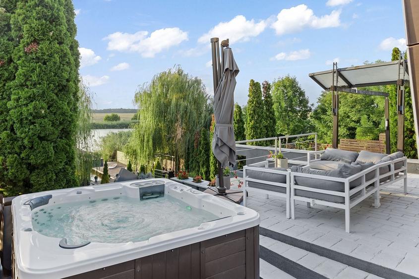 Casă individuală cu 5 camere cu Canalizare în Snagov