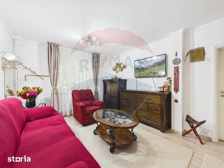 Apartament cu 4 camere de vanzare, Centrala proprie, 13 Septembrie - 5