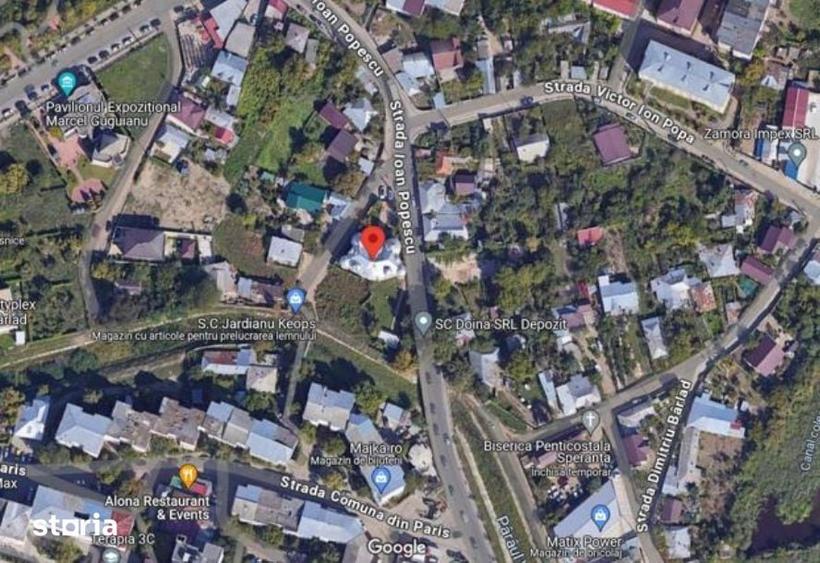 Casă cu 10 camere cu Teren 790 Mp în Central