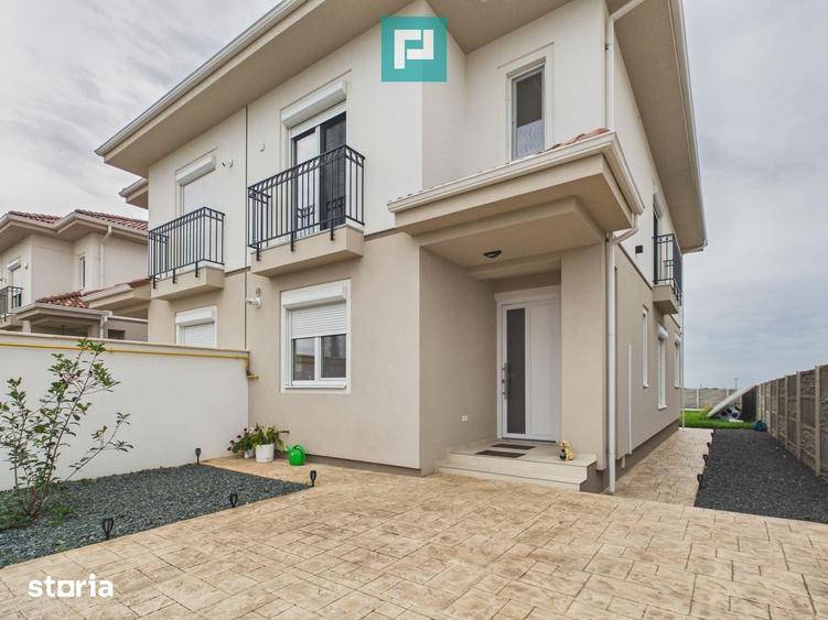 Casă cu 4 camere cu Teren 366 Mp în Sânandrei