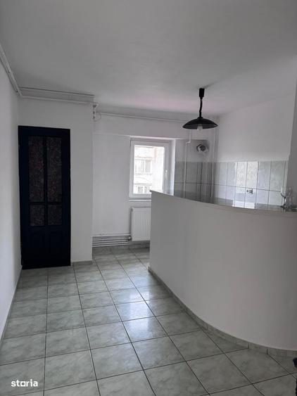 Apartament cu 2 camere în Aurel Vlaicu