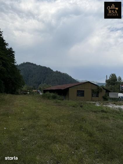 Teren de 13500 mp, în Central