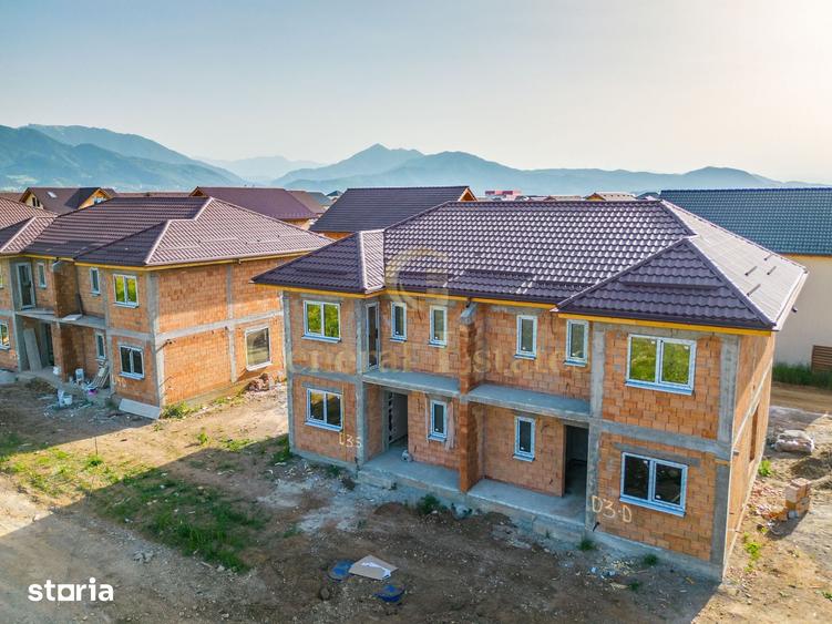 Casă cu 4 camere cu Teren 250 Mp în Tărlungeni