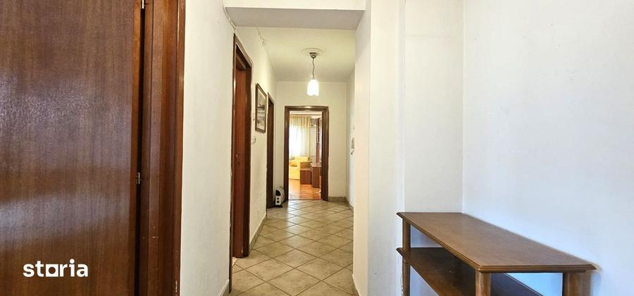 Apartament cu 2 camere decomandat, mobilat în Centrul Civic