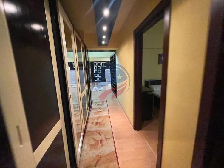 Apartament cu 3 camere semidecomandat în Central