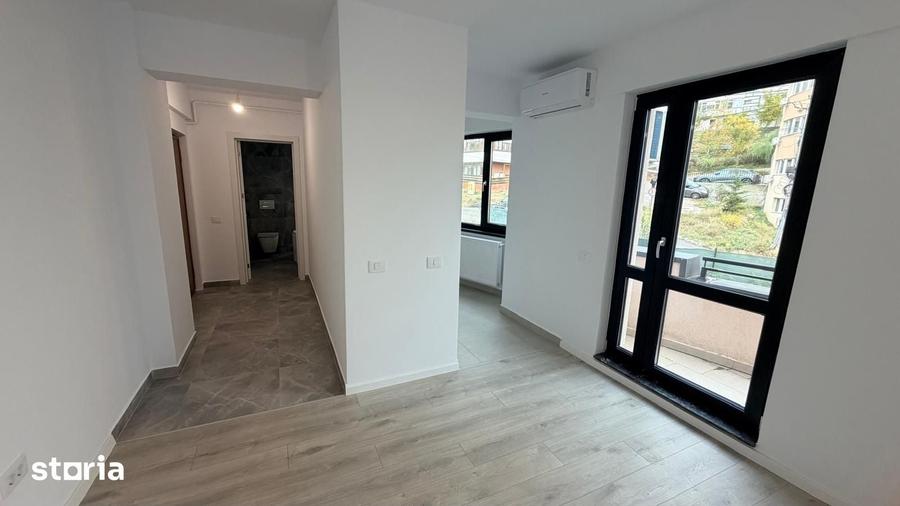 Apartament cu 3 camere în Păcurari