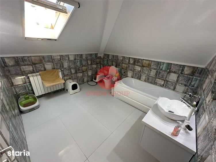 Apartament cu 4 camere decomandat în ICIL
