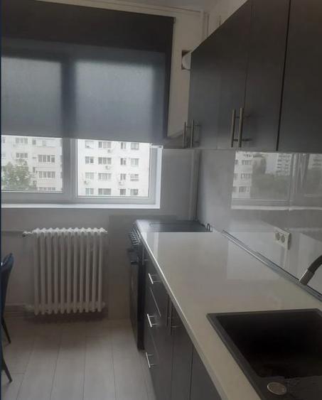 Apartament cu 2 camere decomandat în Titan