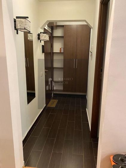 Apartament cu 2 camere semidecomandat în Brâncoveanu