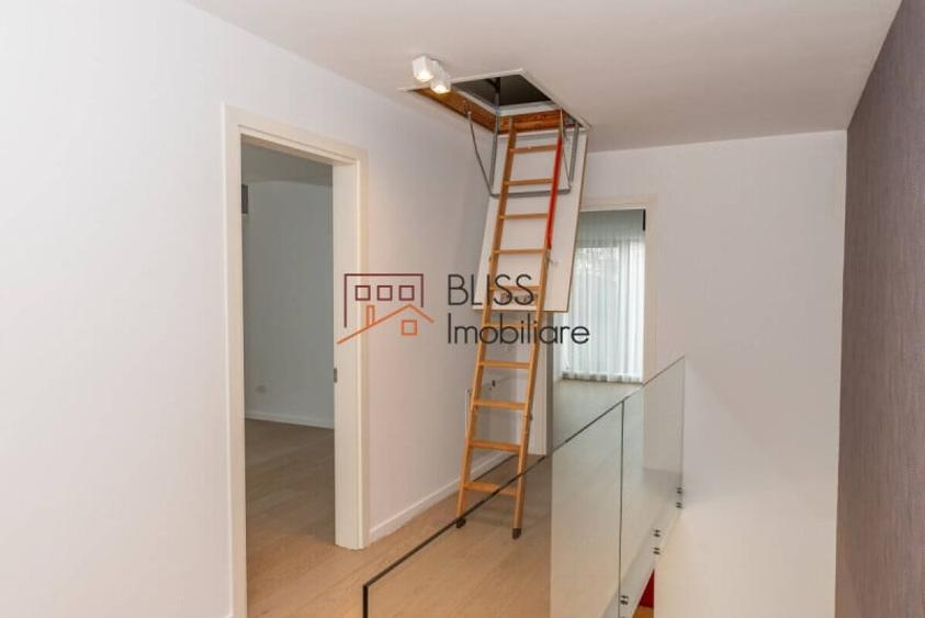 Casă cu 4 camere cu Teren 305 Mp în Tunari