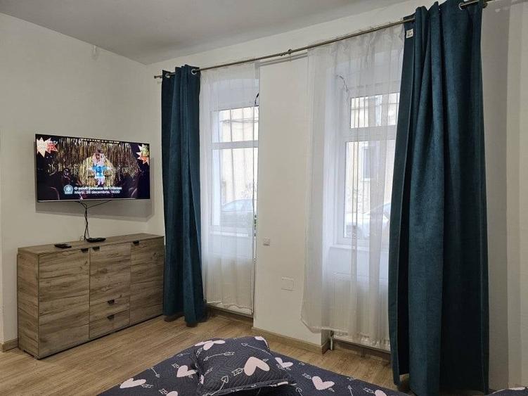 Apartament cu 2 camere, ultracentral, ideal pentru cabinet, birou sau locuin?a - 5