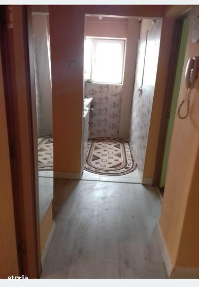 Apartament cu 3 camere în Calea București