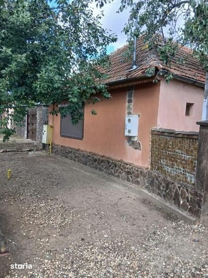 Casă cu 3 camere cu Teren 1260 Mp în Zădăreni