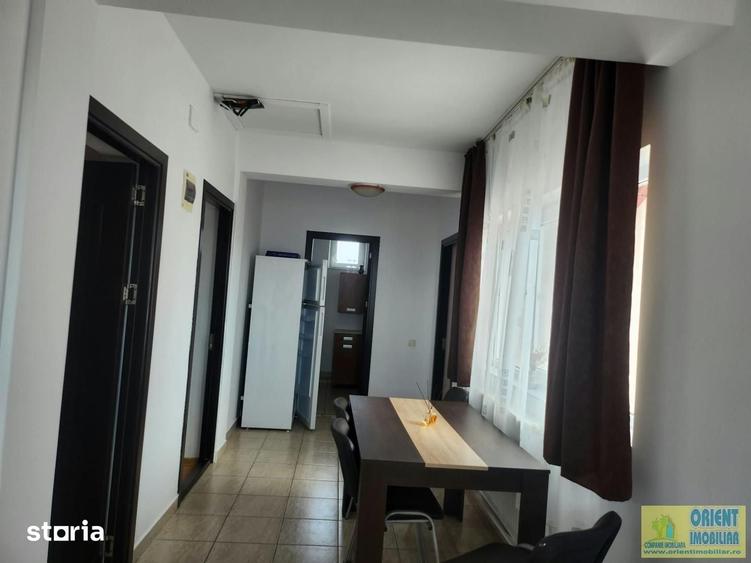 Casă cu 7 camere cu Teren 300 Mp în Nord