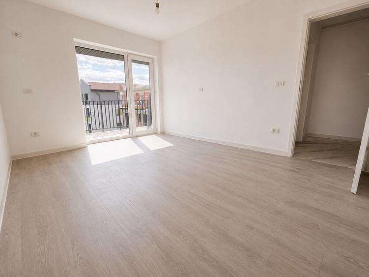 Apartament cu 2 camere decomandat în Giroc