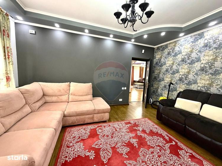 Casă cu 4 camere cu Teren 557 Mp în Central