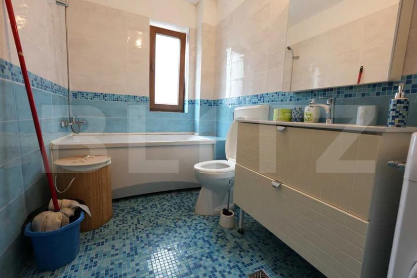 Apartament cu 3 camere semidecomandat în Florești