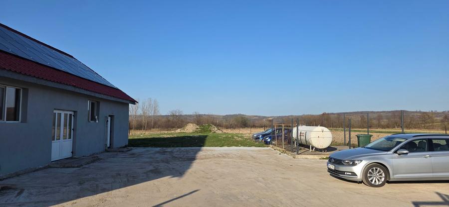 Spațiu comercial, de 220 mp, în Popești