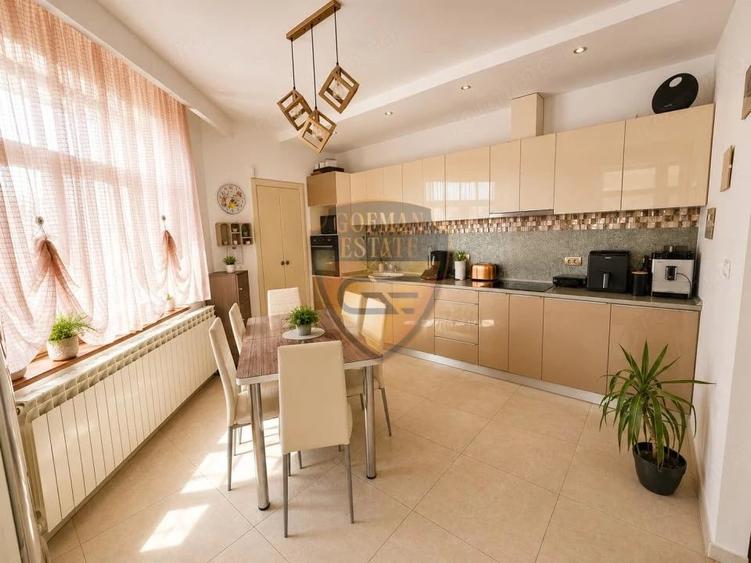 Casă cu Teren 600 Mp în Agigea