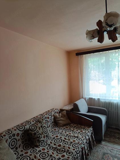 Apartament cu 2 camere semidecomandat în Rogerius