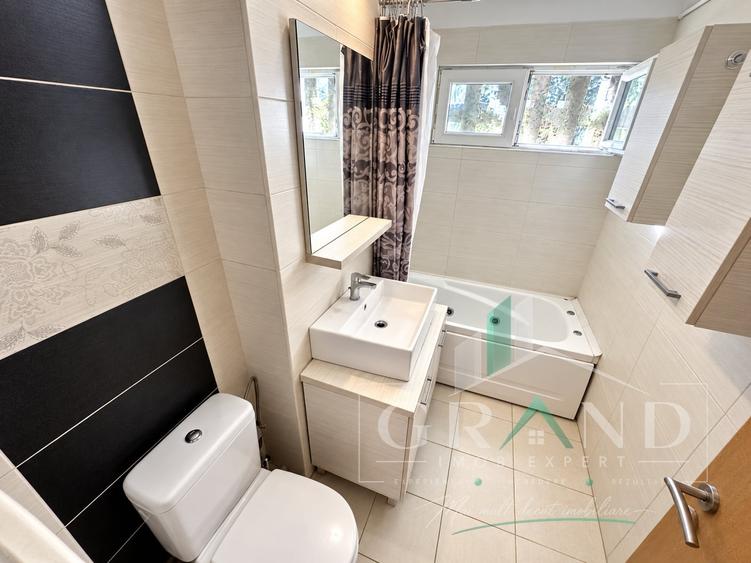 Apartament cu 3 camere semidecomandat, mobilat în Gheorgheni