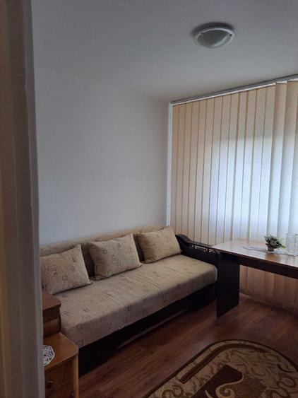 Apartament cu 2 camere decomandat în Scriitorilor
