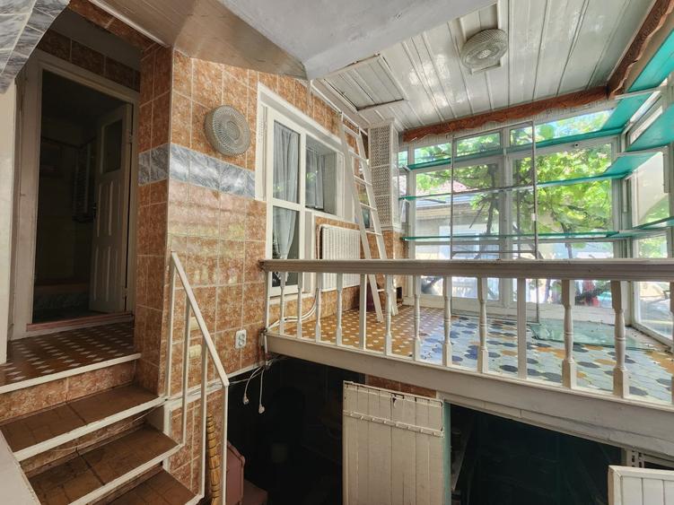 Duplex cu 4 camere cu Canalizare în Nicolina