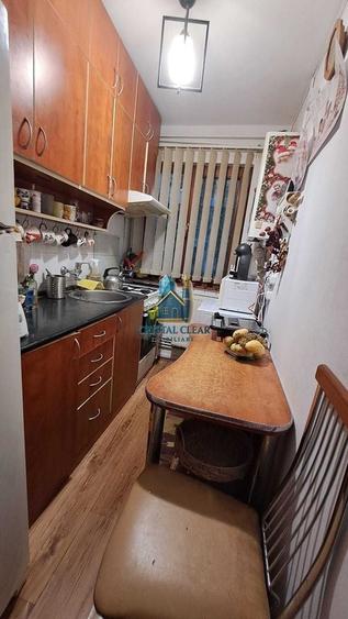 Apartament cu 2 camere semidecomandat în Dâmbu Pietros