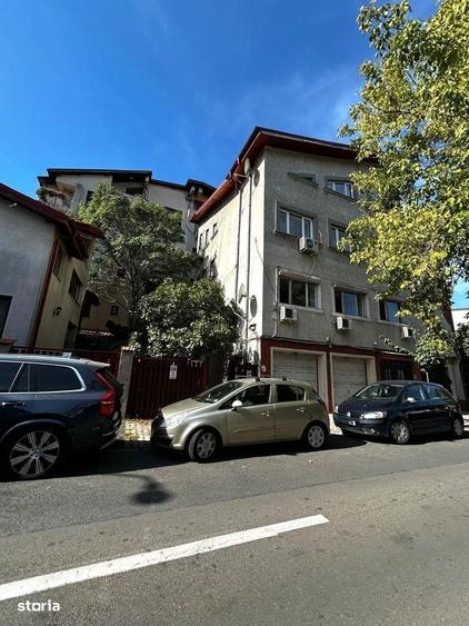 Spațiu comercial, de 200 mp, în Central