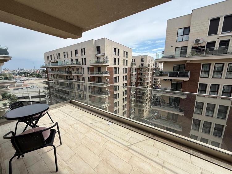 Apartament cu 4 camere decomandat, mobilat în Drumul Taberei