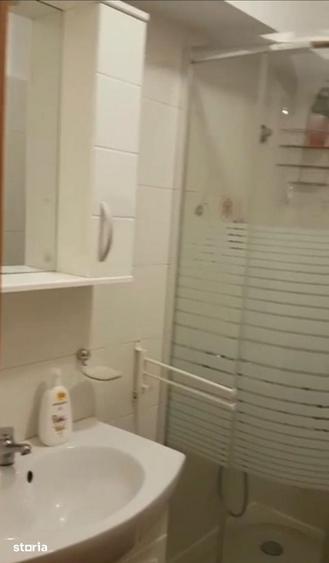 Apartament cu 2 camere în Romană