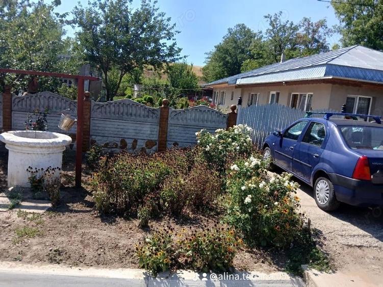 Casă cu 4 camere cu Teren 3300 Mp în Central