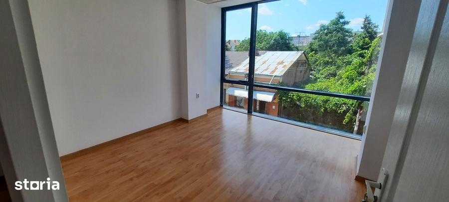 Spațiu comercial, de 120 mp, în Ultracentral