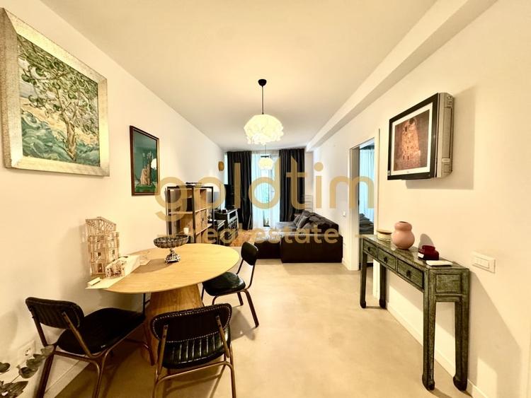 Apartament cu 2 camere semidecomandat, mobilat în Eminescu