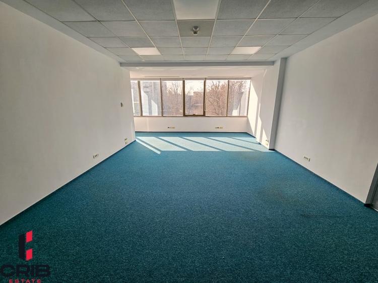 Birou, de 251 mp, în Virtuții