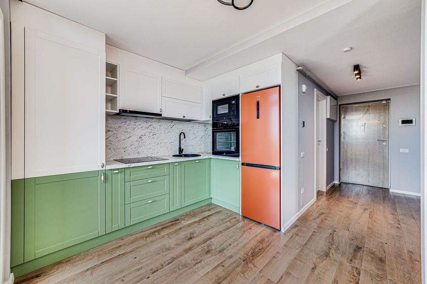 Apartament cu 4 camere decomandat, mobilat în UTA