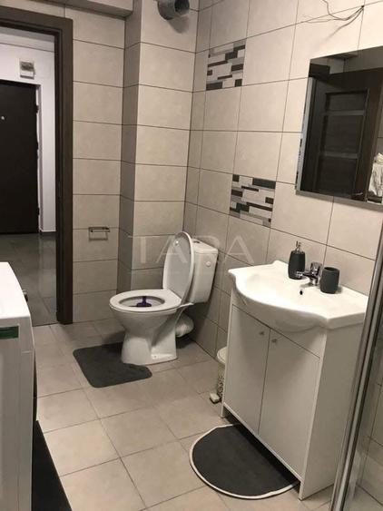 Garsonieră decomandată, mobilată în Florești