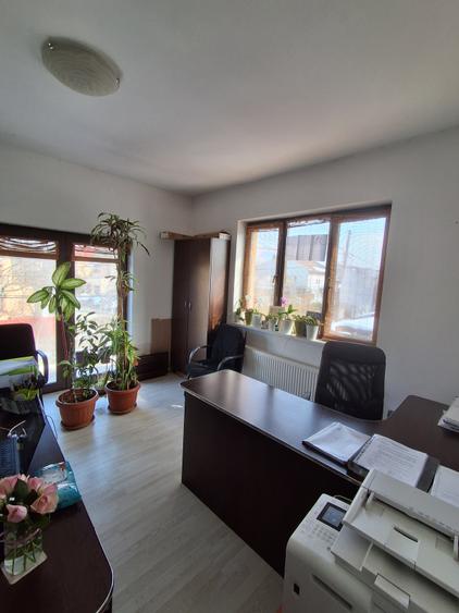 Vila pretabila resedinta proprie/gradinita/after school/birouri(400k plus TVA) - 8
