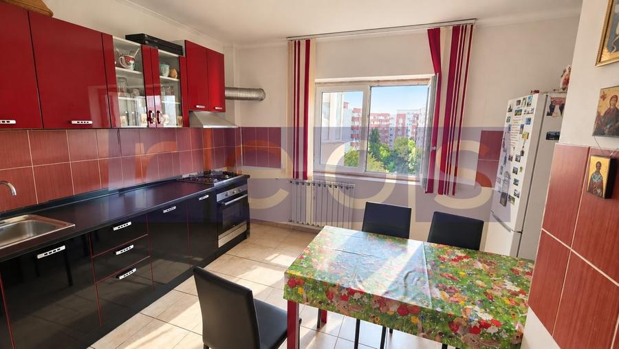 Apartament cu 4 camere decomandat în Sebastian