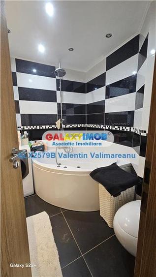 Apartament cu 3 camere decomandat, mobilat în Est