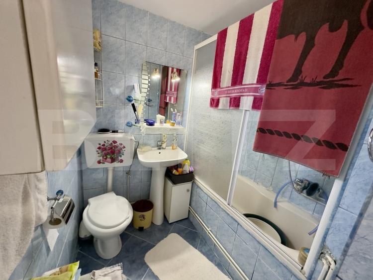 Casă individuală cu 3 camere cu Canalizare în Cugir
