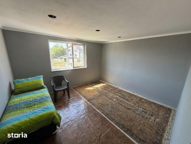 Casă cu 3 camere cu Teren 274 Mp în Zăvoi