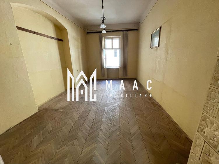 Casă individuală cu 33 camere cu Canalizare în Ultracentral