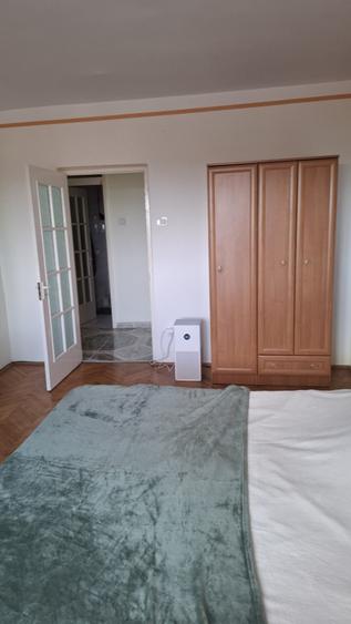 Apartament cu 3 camere decomandat, mobilat în Nădlac
