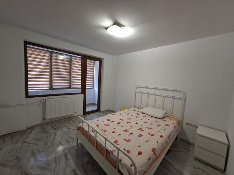 Apartament cu 2 camere semidecomandat, mobilat în Semicentral