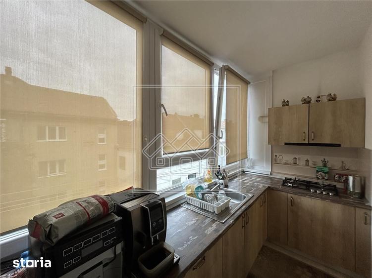 Apartament cu 4 camere în Ștrand