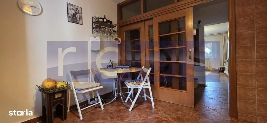 Apartament cu 3 camere decomandat în Nerva Traian
