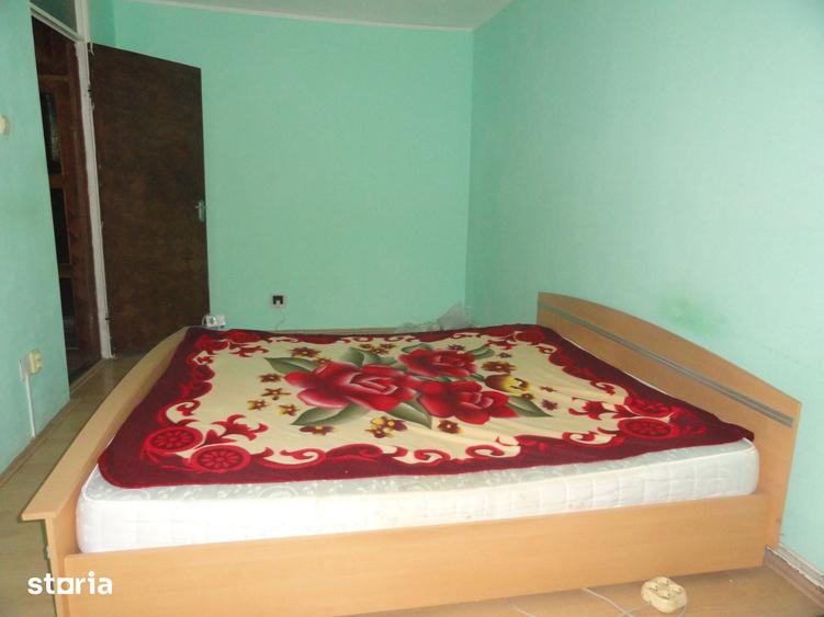 Apartament cu 4 camere decomandat în Micălaca
