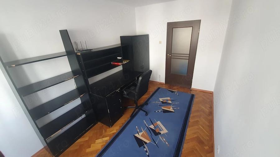 Apartament cu 4 camere decomandat în Mănăștur